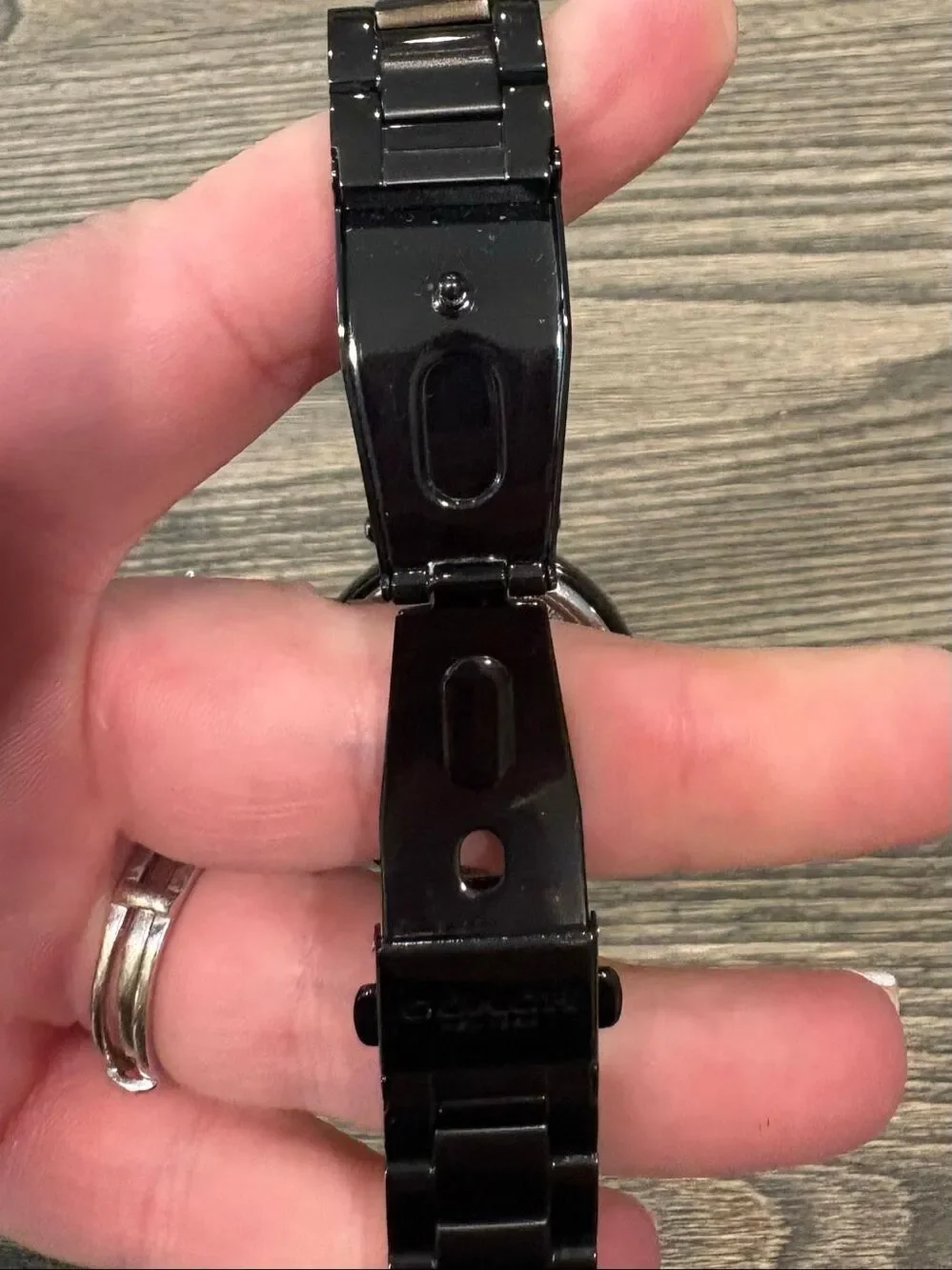 Coach Wristwatch Crystal Bezel Black Dial Stainless Steel Link Bracelet 34mm